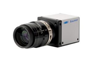 Camera cấp nguồn qua Ethernet của Baumer.